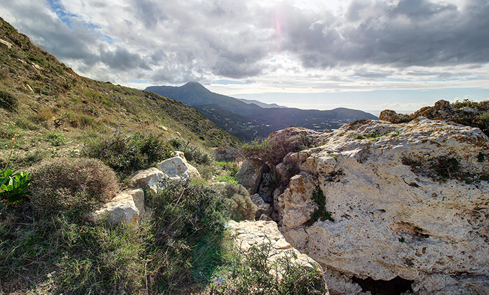 ΕΠΕΝΔΥΤΙΚΗ ΕΚΤΑΣΗ ΚΑΤΑΛΛΗΛΗ ΓΙΑ ΞΕΝΟΔΟΧΕΙΟ