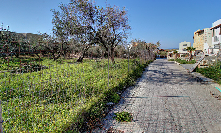 ΕΝΤΟΣ ΣΧΕΔΙΟΥ ΣΤΟ ΜΑΛΕΜΕ, ΚΟΝΤΑ ΣΤΗ ΘΑΛΑΣΣΑ