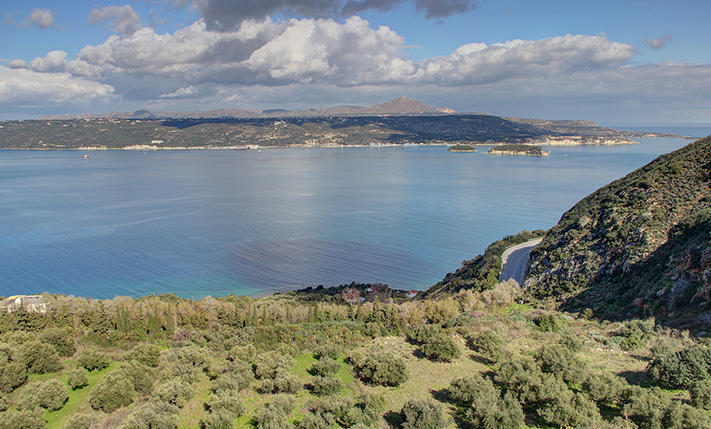 ΑΝΑΤΟΛΙΚΑ ΤΗΣ ΠΟΛΗΣ ΜΕ ΑΝΕΜΠΟΔΙΣΤΗ ΘΕΑ