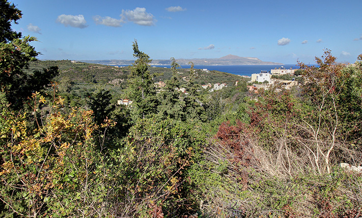 NORTHWEST FACING WITH SEA & MOUNTAIN VIEWS