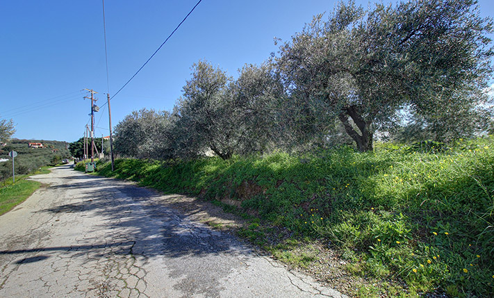 ΚΟΡΥΦΗ ΜΕ ΘΕΑ ΑΝΑΤΟΛΙΚΑ & ΔΥΤΙΚΑ