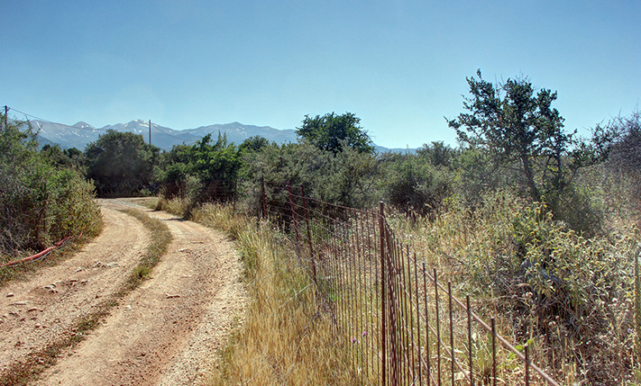 PERFECTLY SLOPED OFFERING SEA & MOUNTAIN VIEWS