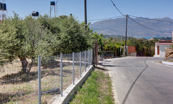 MAKE A SMALL RESIDENTIAL COMPLEX WITH SEA VIEWS