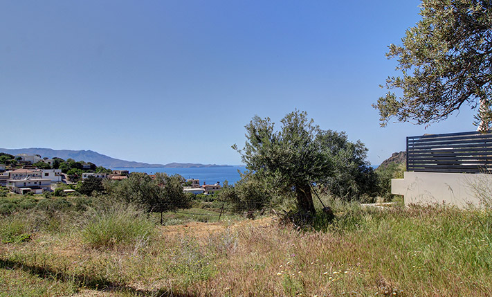 ΕΠΙΠΕΔΟ ΕΔΑΦΟΣ & ΘΕΑ ΑΠΟ ΤΟ ΙΣΟΓΕΙΟ