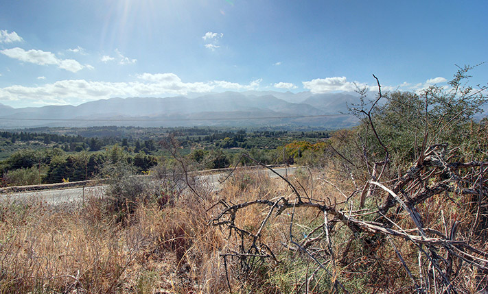 SOUTH FACING WITH IMPOSING MOUNTAIN VIEWS