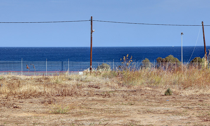 ΠΟΛΕΟΔΟΜΗΜΕΝΟ ΣΗΜΕΙΟ ΜΕ ΑΝΕΜΠΟΔΙΣΤΗ ΘΕΑ
