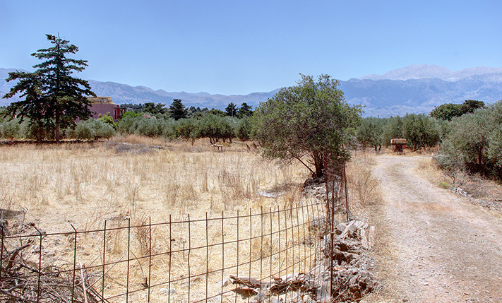 SUITABLE FOR A COMPLEX OF DETACHED BUNGALOWS