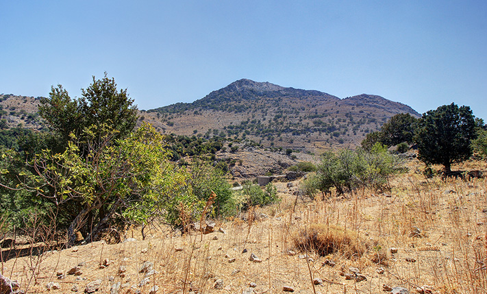 ΧΩΡΙΣΜΕΝΟ ΣΕ ΠΕΖΟΥΛΕΣ ΜΕ ΑΝΑΤΟΛΙΚΗ ΚΛΙΣΗ