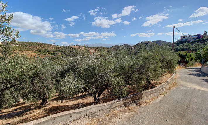 PERFECT FOR A SMALL COMPLEX NEAR STALOS BEACH