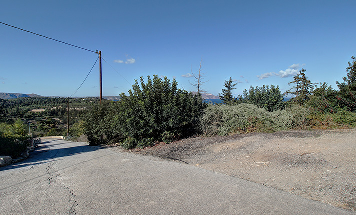 LAND FOR A MILLION-WORTH VILLA IN THE FOREST