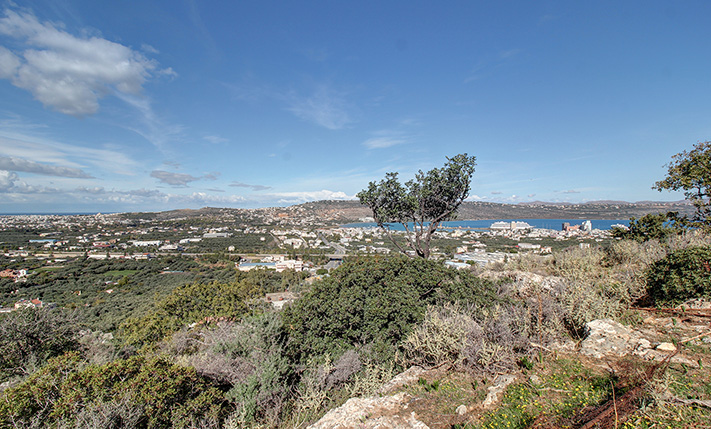 ΒΡΑΧΩΔΗΣ ΕΚΤΑΣΗ ΜΕ ΘΕΑ ΝΟΤΙΑ ΤΗΣ ΠΟΛΗΣ