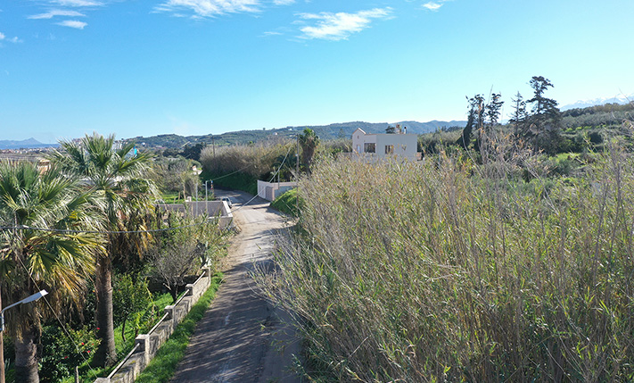 PERMIT-READY LAND WITH A MODERN HOUSE DESIGN