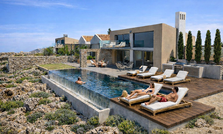 LUXURIOUS ATTRIBUTES AND AN IMPRESSIVE HOUSE STUDY