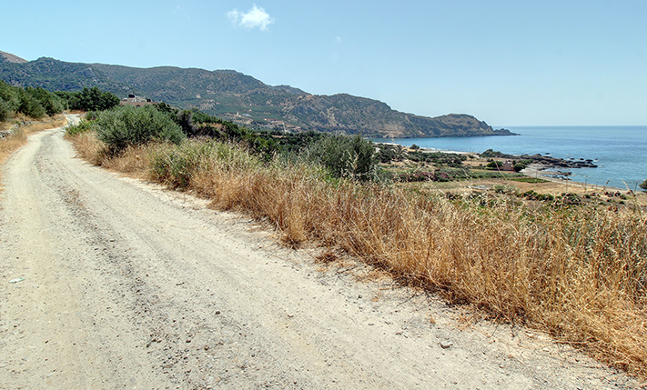 ΠΛΑΓΙΑ ΚΟΝΤΑ ΣΤΗ ΘΑΛΑΣΣΑ & ΘΕΑ ΣΤΟ ΗΛΙΟΒΑΣΙΛΕΜΑ