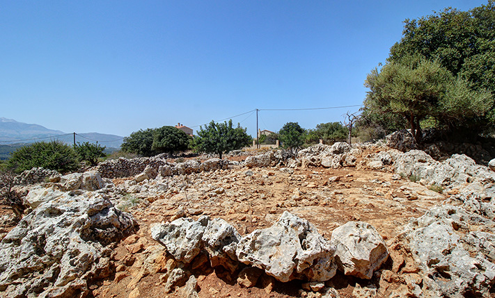 ΕΤΟΙΜΗ ΑΔΕΙΑ ΓΙΑ ΚΑΤΟΙΚΙΑ ΜΕ ΜΕΓΑΛΟ ΚΗΠΟ